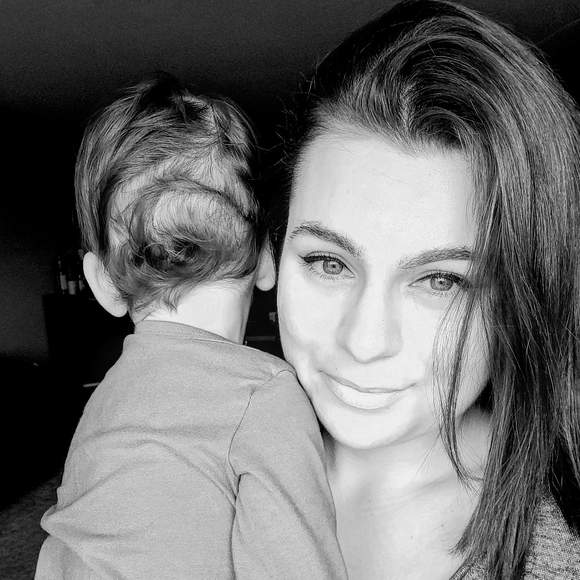 Meet your Posher, Sam - Picture 2 of 2